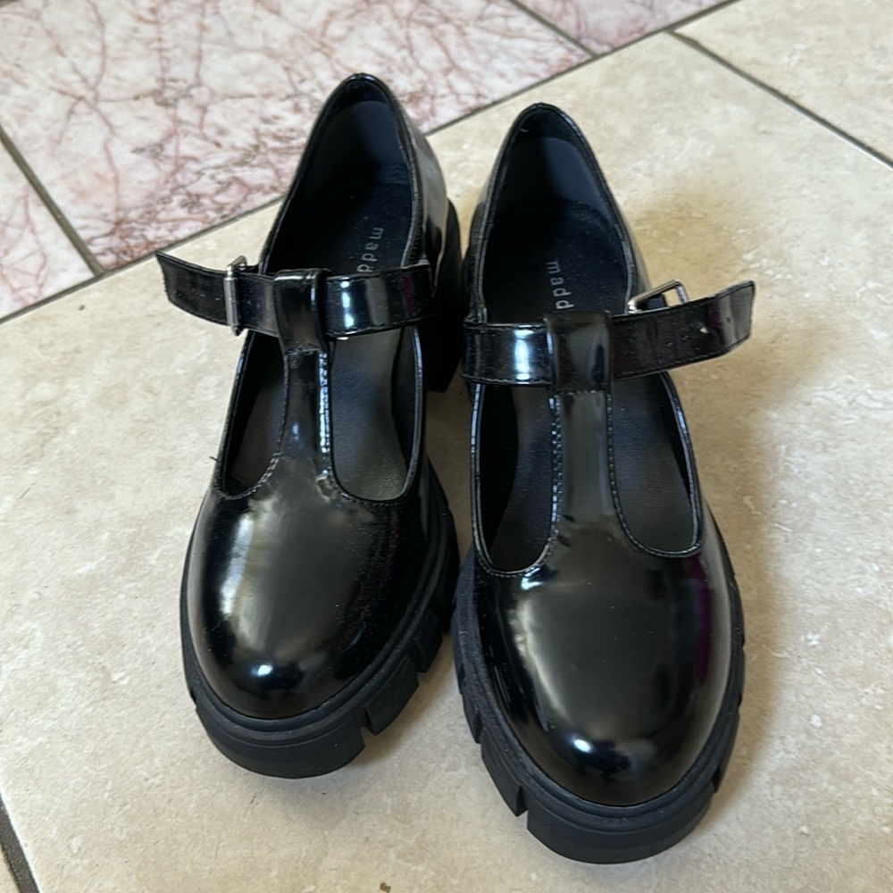 Madden girl Black loafers